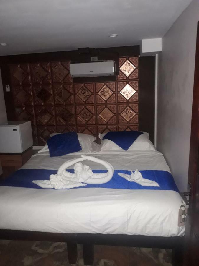The President Hotel Nadi Exteriör bild